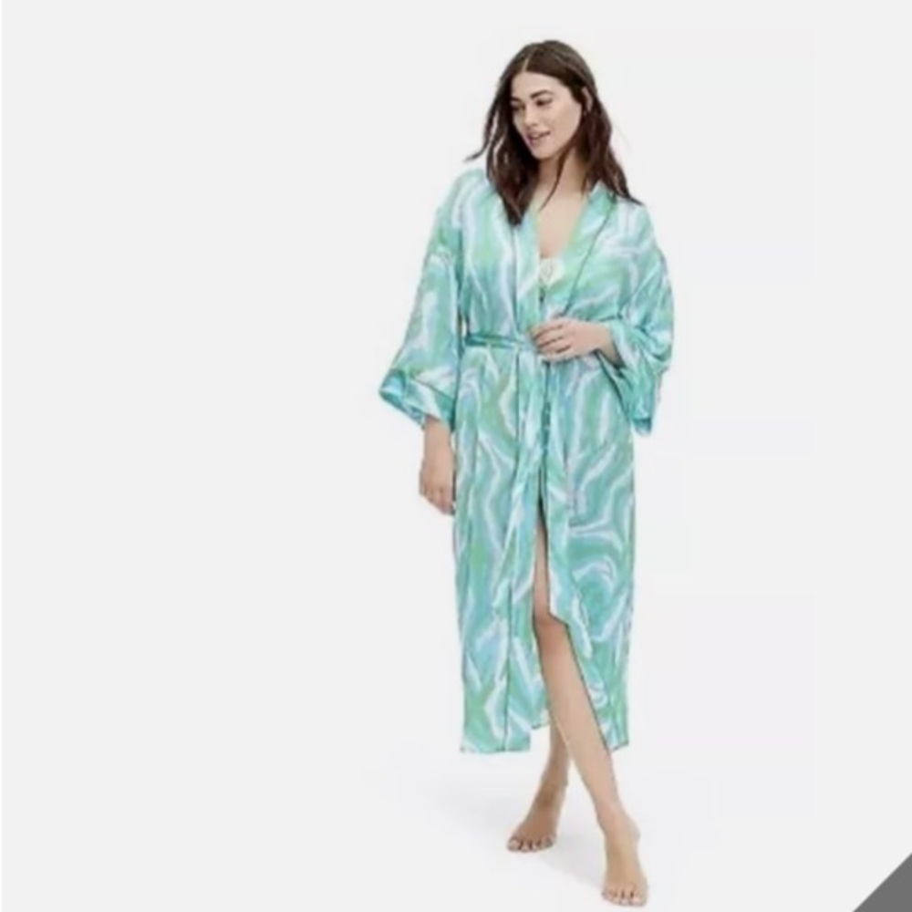 Diane Von Furstenberg X Target Robe - Picture 2 of 3